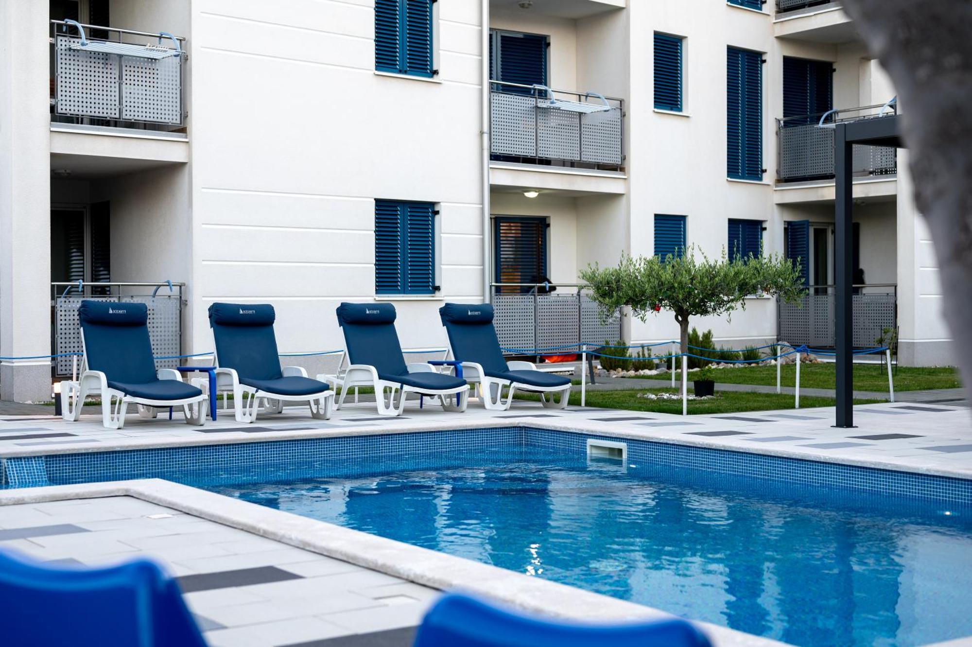 Adorami Apartments Baška Eksteriør bilde