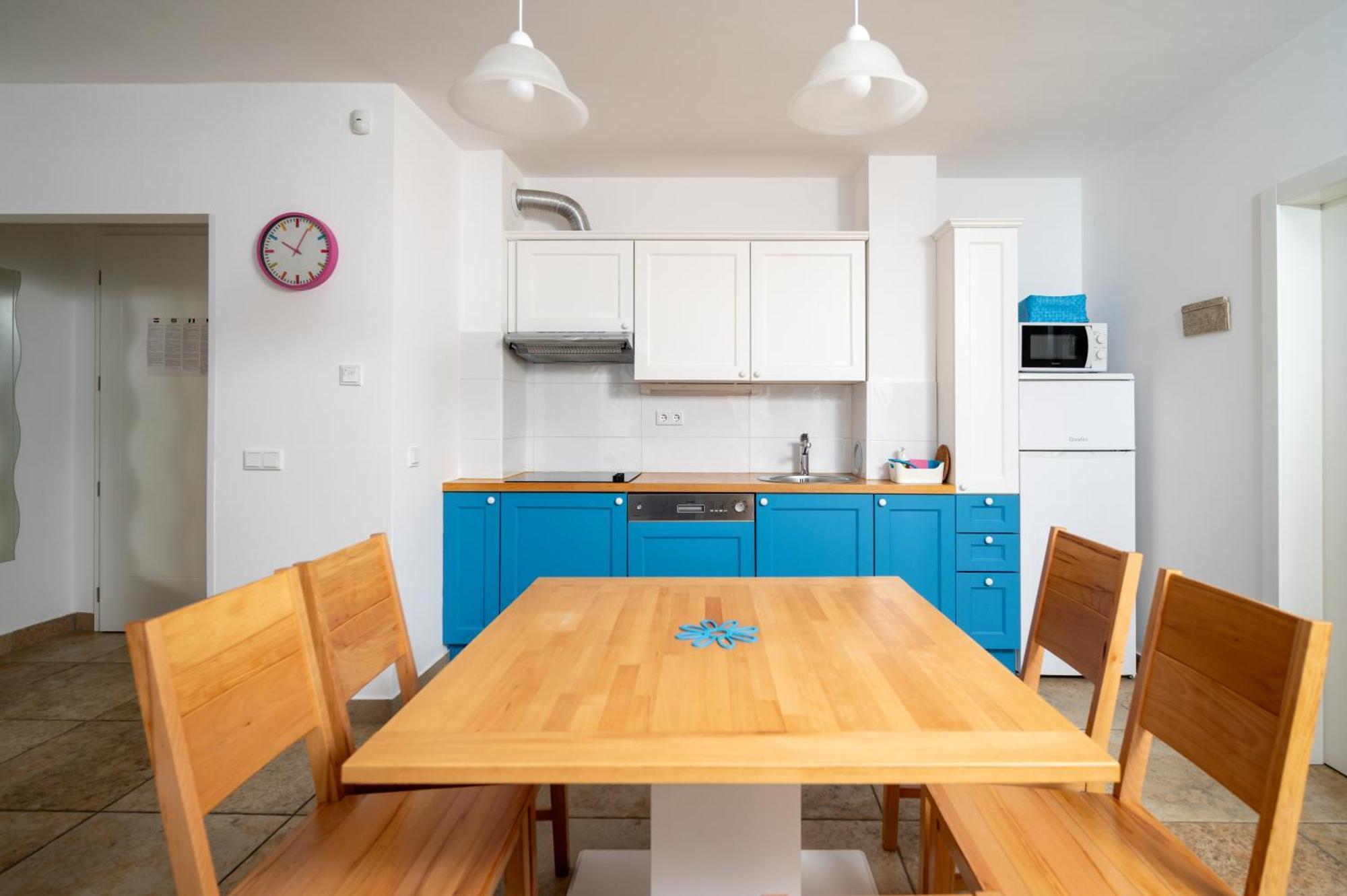 Adorami Apartments Baška Eksteriør bilde