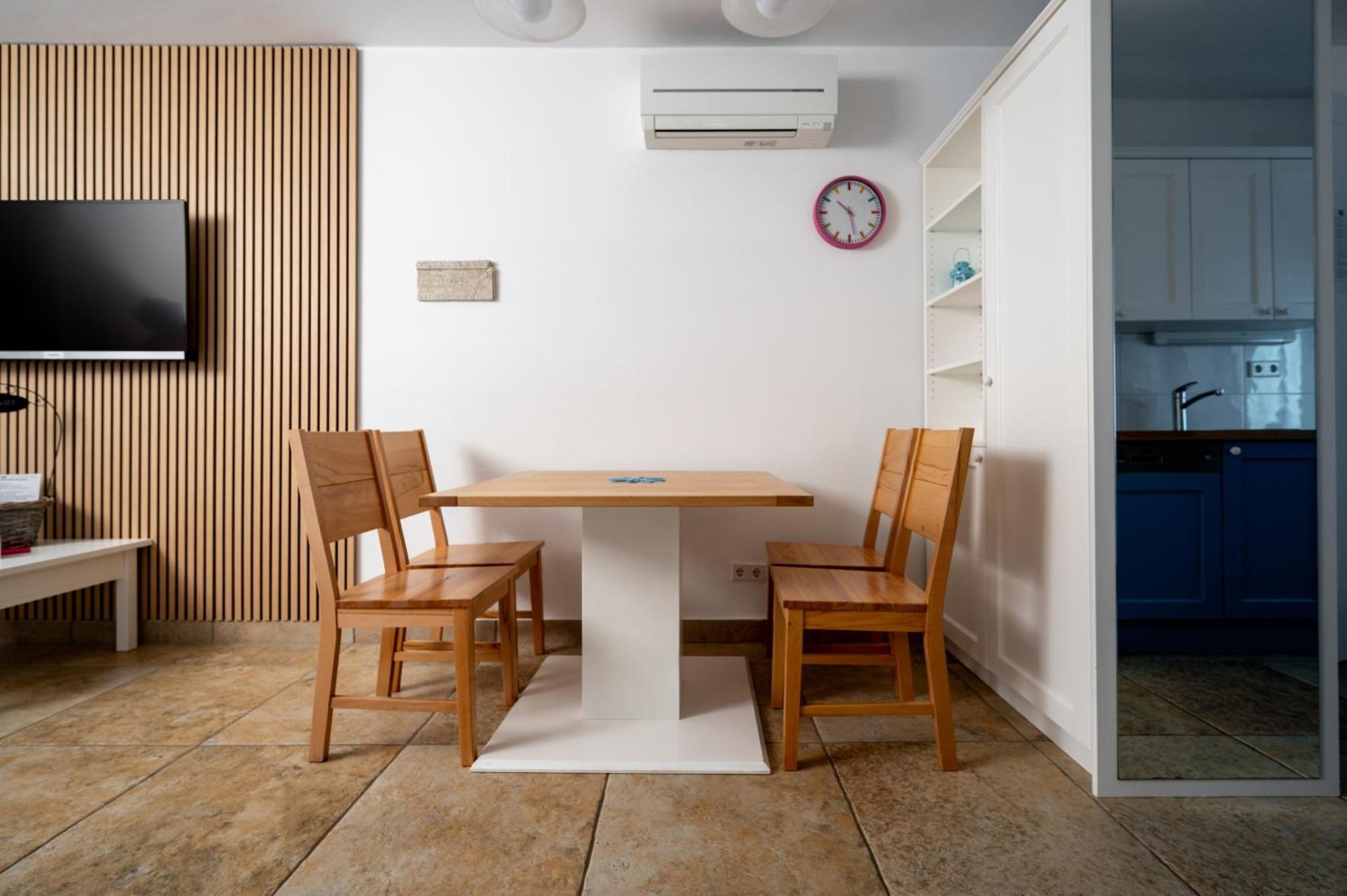 Adorami Apartments Baška Eksteriør bilde